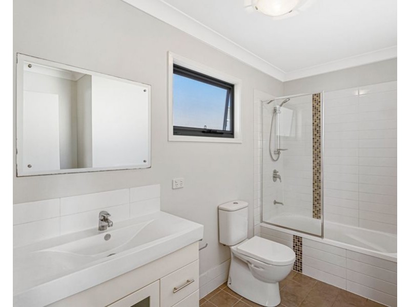 1/23 Jones Rd, Carina Heights QLD 4152
