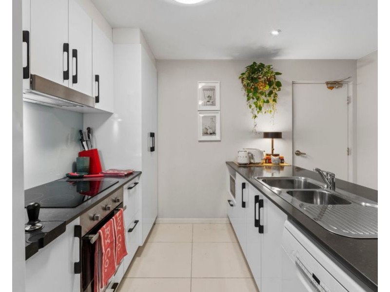2/37 Palmer st, Greenslopes QLD 4120