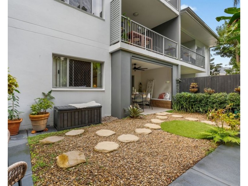 2/37 Palmer st, Greenslopes QLD 4120