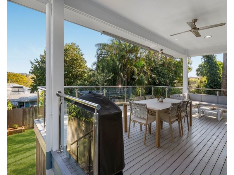63 Stella St, Holland Park QLD 4121