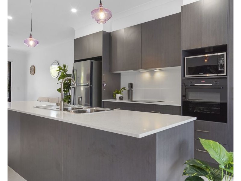 35 Yorkville Place, Carina QLD 4152