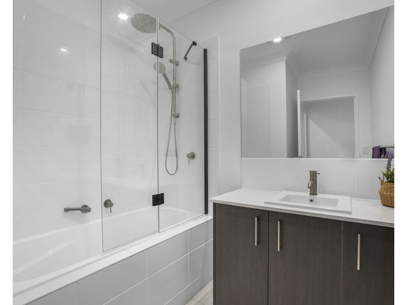 35 Yorkville Place, Carina QLD 4152