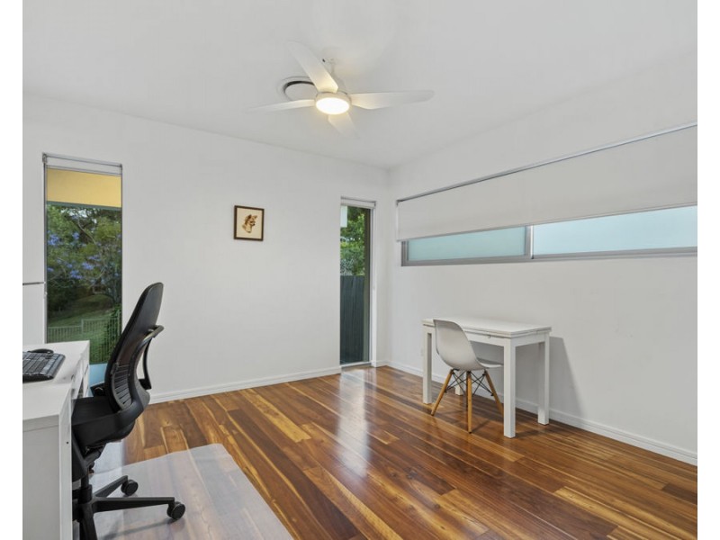 7 Myuna Street, Balmoral QLD 4171