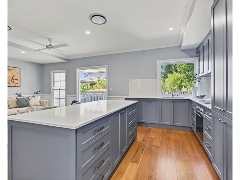 66A Shakespeare Street, Coorparoo QLD 4151
