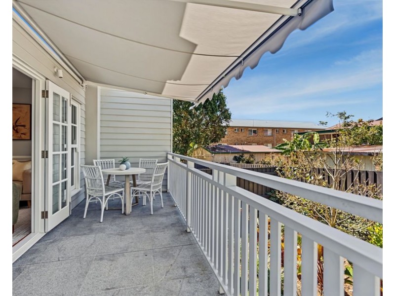 66A Shakespeare Street, Coorparoo QLD 4151