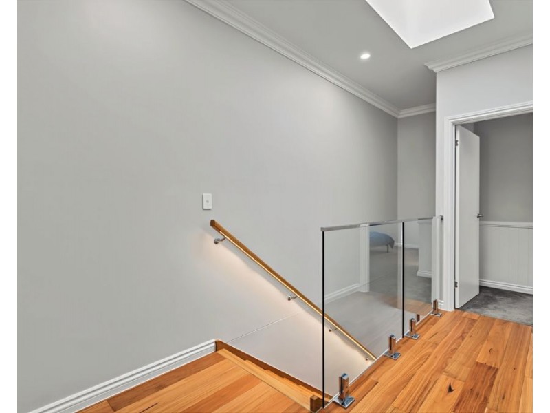 66A Shakespeare Street, Coorparoo QLD 4151