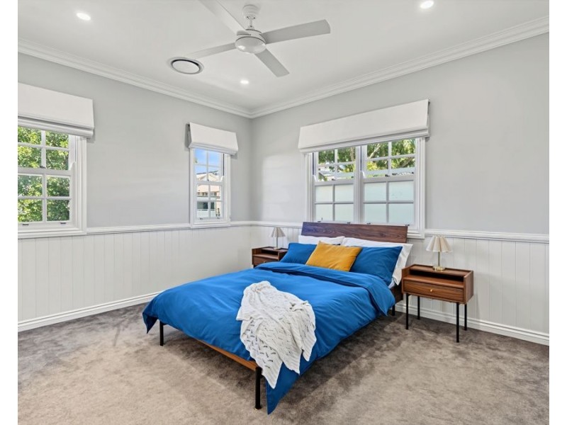 66A Shakespeare Street, Coorparoo QLD 4151
