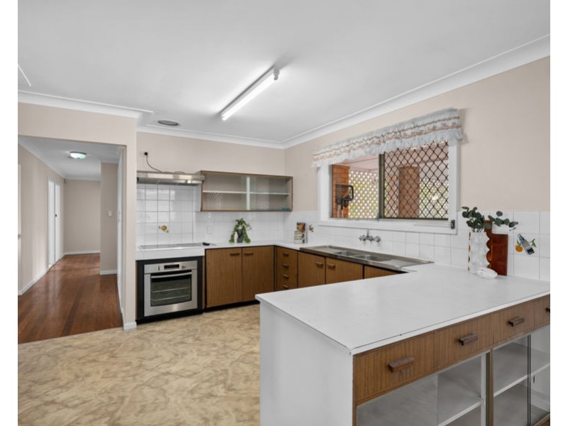 6 Coolmunda Street, Mansfield QLD 4122