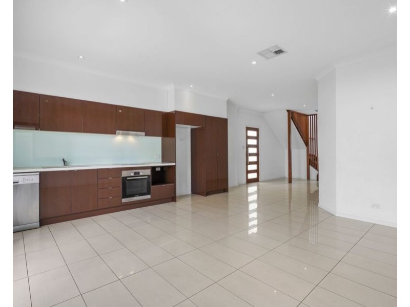 4/39 Orana Street, Carina QLD 4152