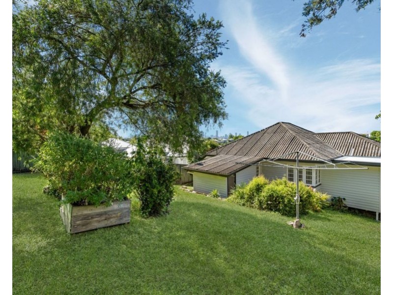 29 Oxley Dr, Holland Park QLD 4121