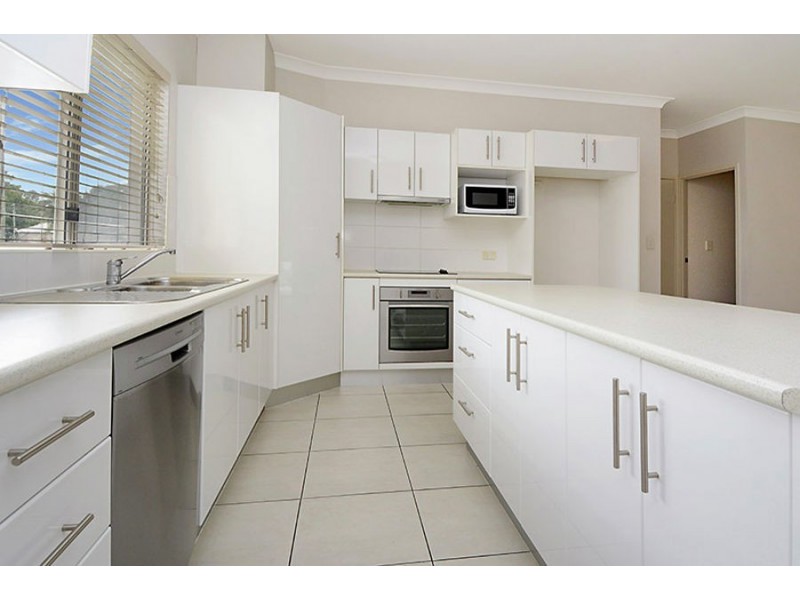 4/19 Ridge St, Greenslopes QLD 4120