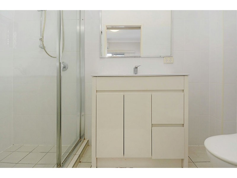 4/19 Ridge St, Greenslopes QLD 4120