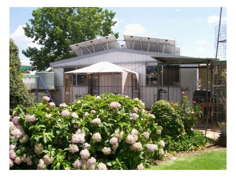 8 GOLF VIEW CT, Berrigan NSW 2712