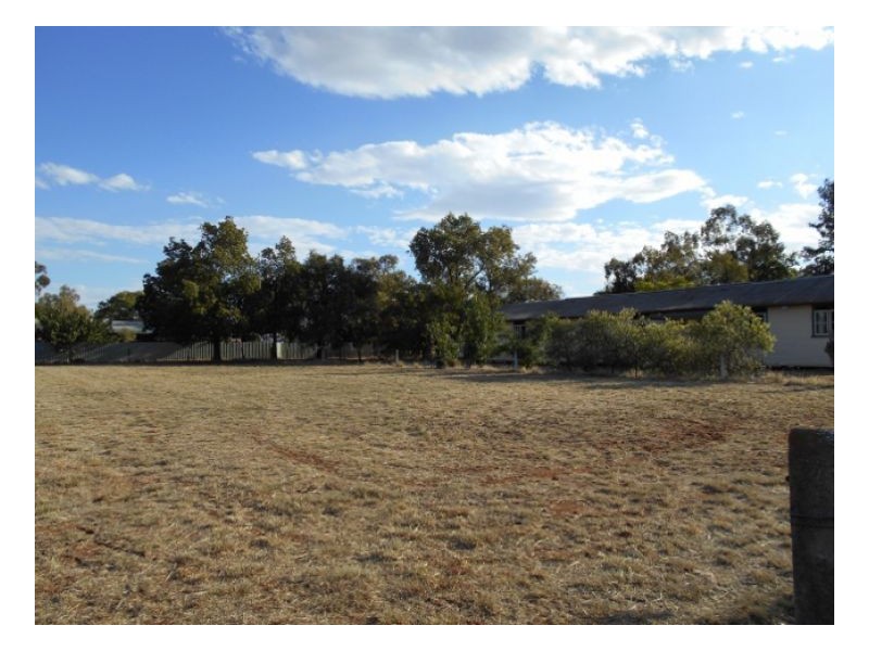 9-10 Milthorpe St, Oaklands NSW 2646