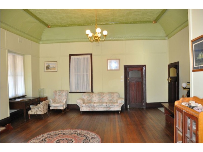 2 Barooga St, Berrigan NSW 2712