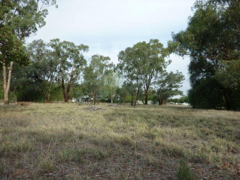 40 Coreen St, Oaklands NSW 2646