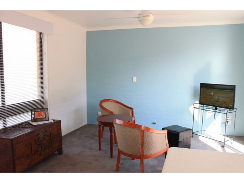 19 Flynn St, Berrigan NSW 2712