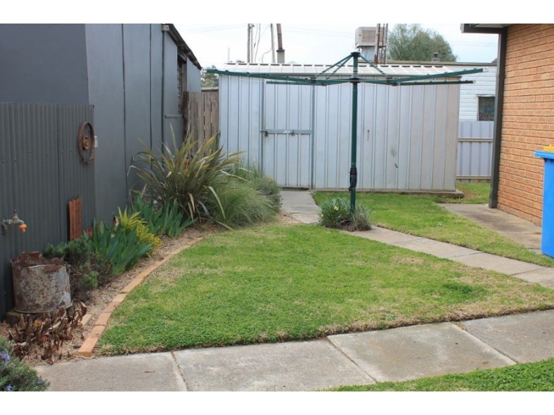 19 Flynn St, Berrigan NSW 2712