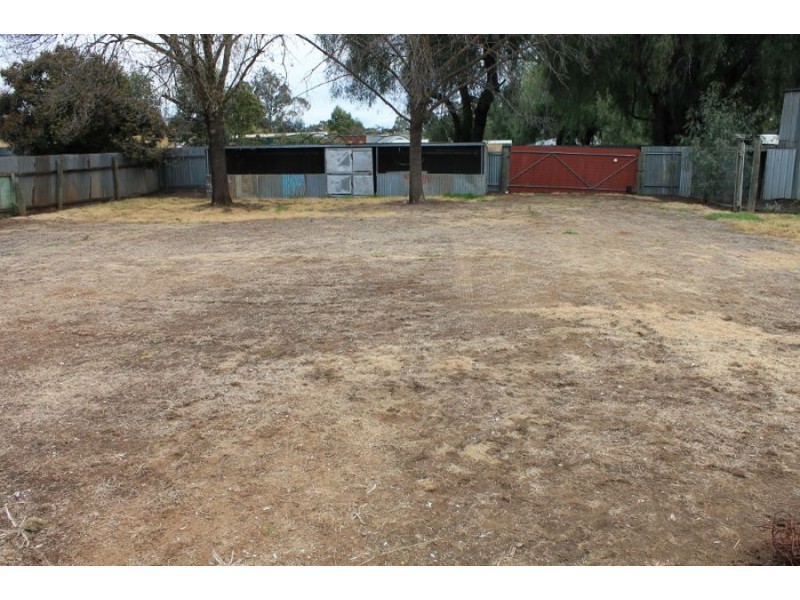 19 Flynn St, Berrigan NSW 2712