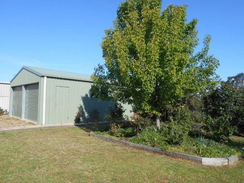 14 Alexander Avenue, Berrigan NSW 2712