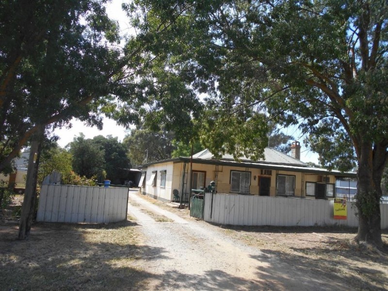 86 Barooga St, Berrigan NSW 2712
