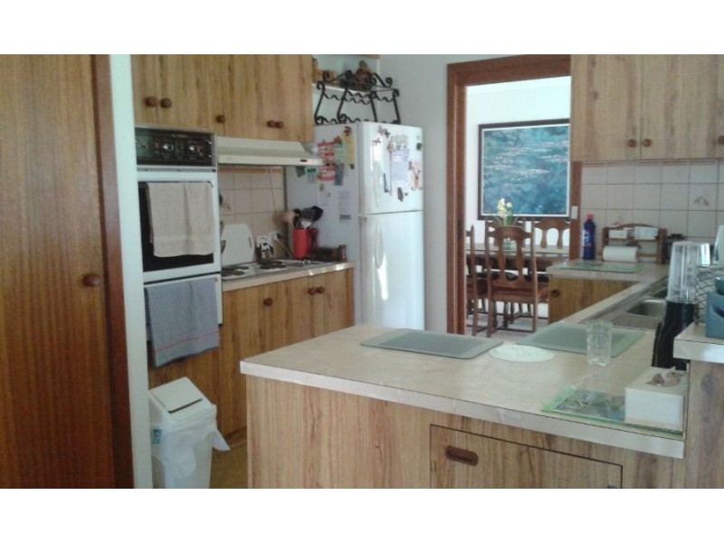 6 William St, Finley NSW 2713