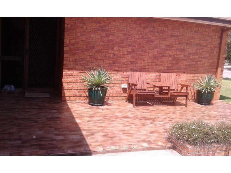 6 William St, Finley NSW 2713