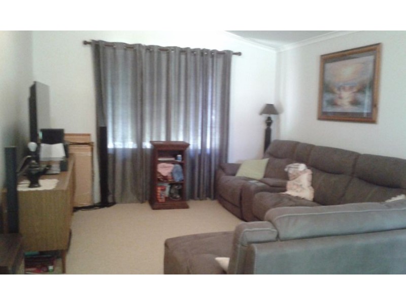 90 Tocumwal St, Finley NSW 2713