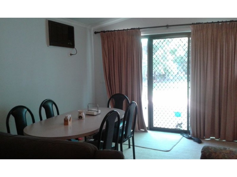 90 Tocumwal St, Finley NSW 2713