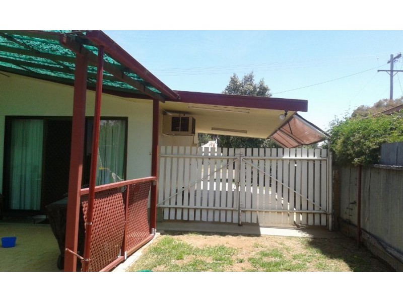 90 Tocumwal St, Finley NSW 2713