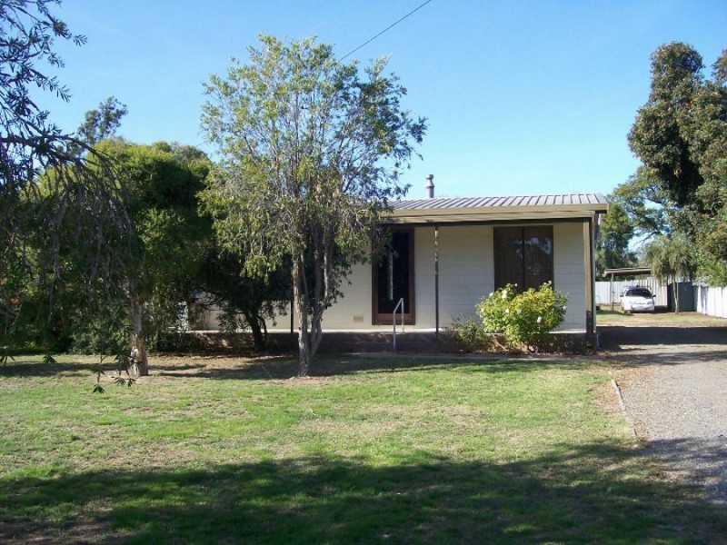 31 Howard St, Barooga NSW 3644