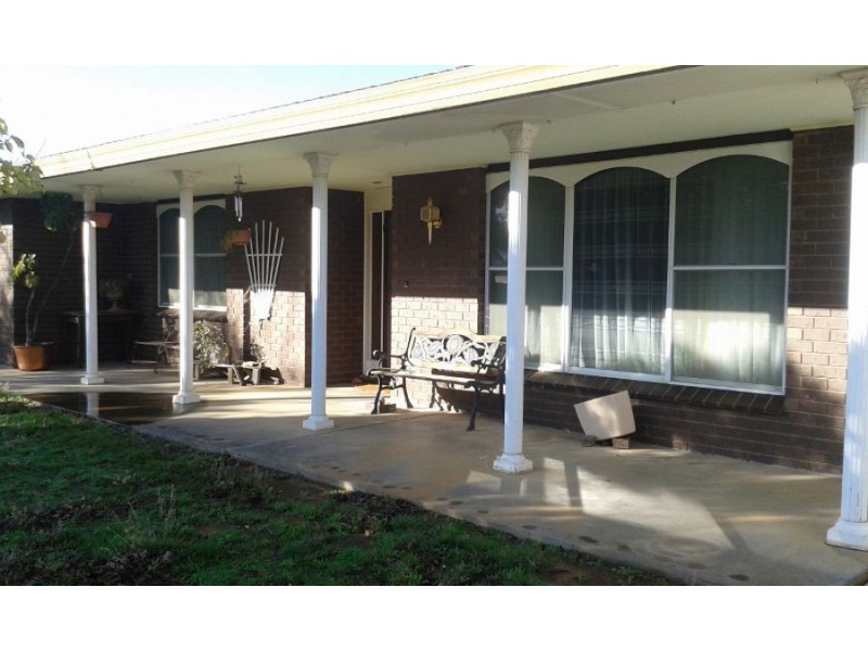 42 Cobram St, Berrigan NSW 2712