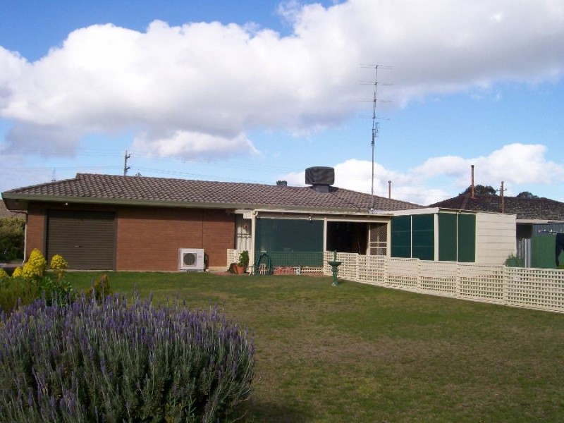 49 Cobram St, Berrigan NSW 2712