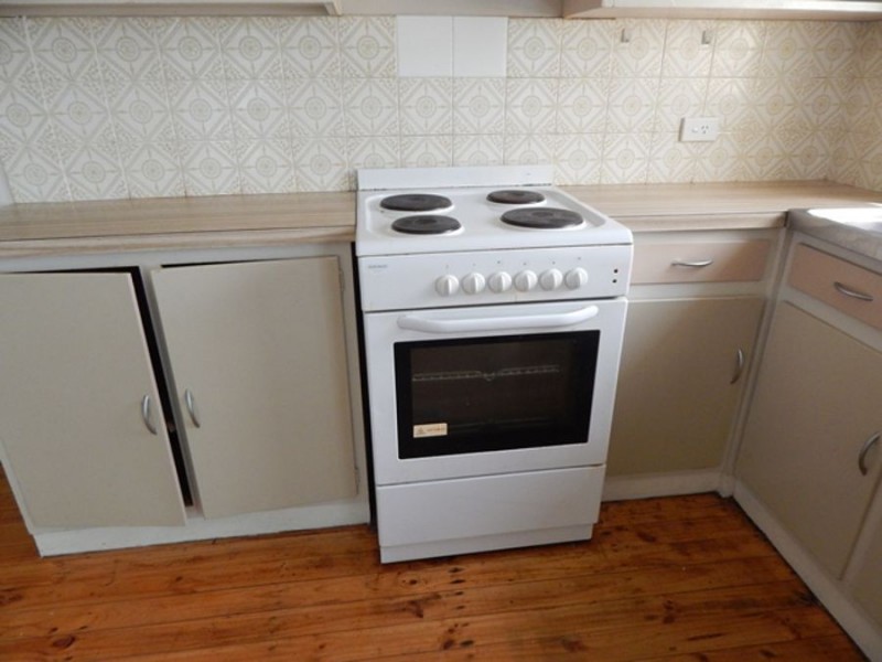 60 Buller Street, Oaklands NSW 2646