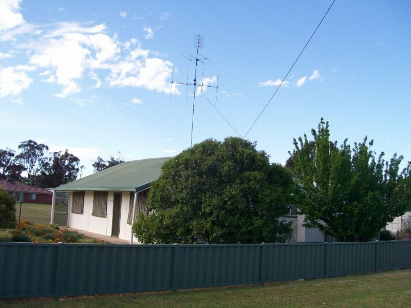 14 Flynn St, Berrigan NSW 2712