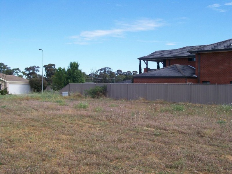 4 Mavis Stewart Dve, Barooga NSW 3644