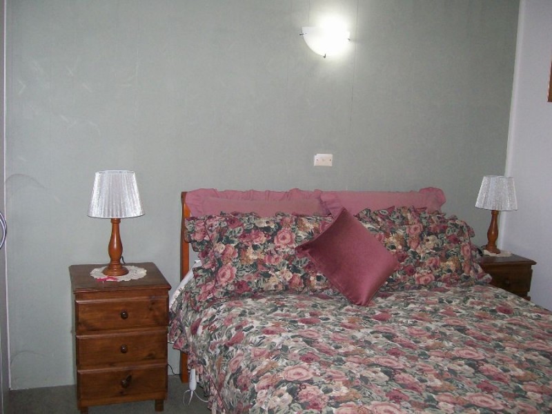 35 Banker St, Barooga NSW 3644