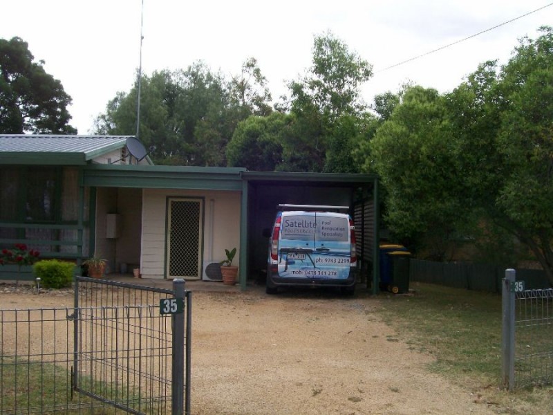 35 Banker St, Barooga NSW 3644