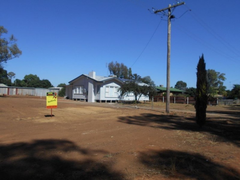 85 Denison St, Berrigan NSW 2712