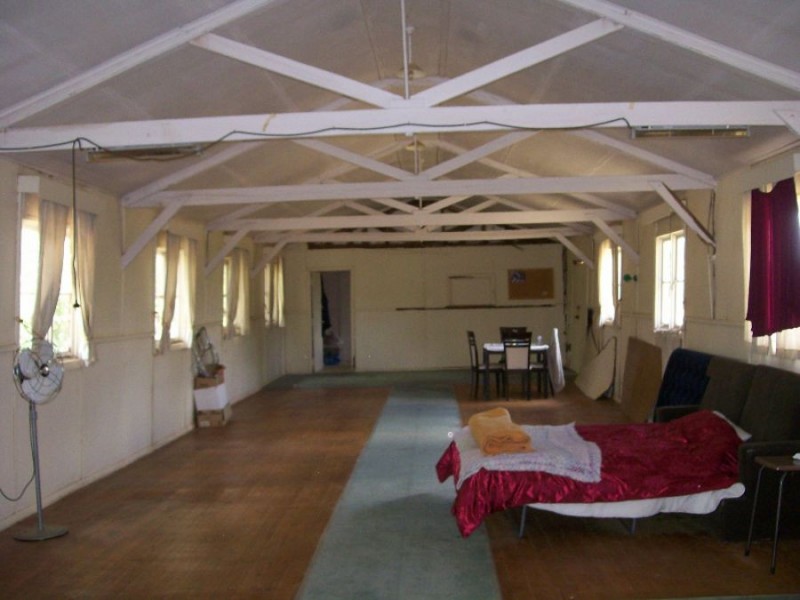 10 Milthorpe St, Oaklands NSW 2646