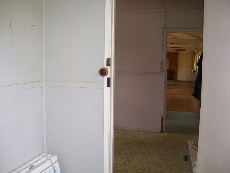 10 Milthorpe St, Oaklands NSW 2646