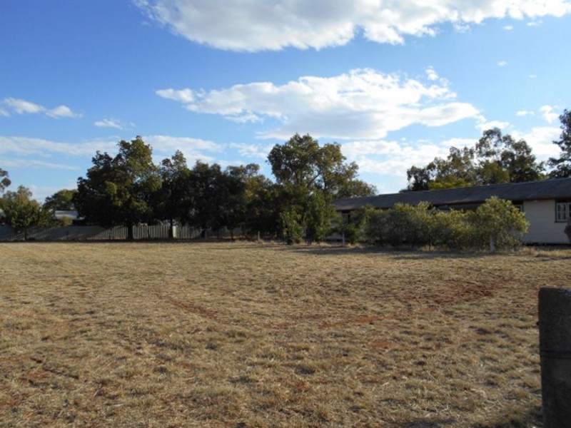 10 Milthorpe St, Oaklands NSW 2646