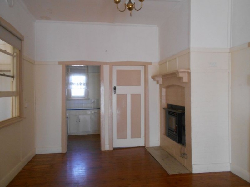 10 Warmatta St, Finley NSW 2713