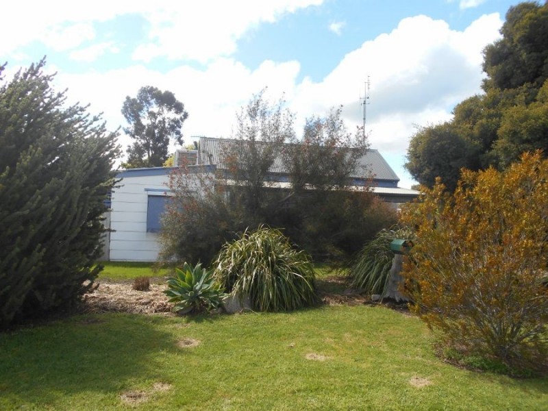 36 Davis St, Berrigan NSW 2712