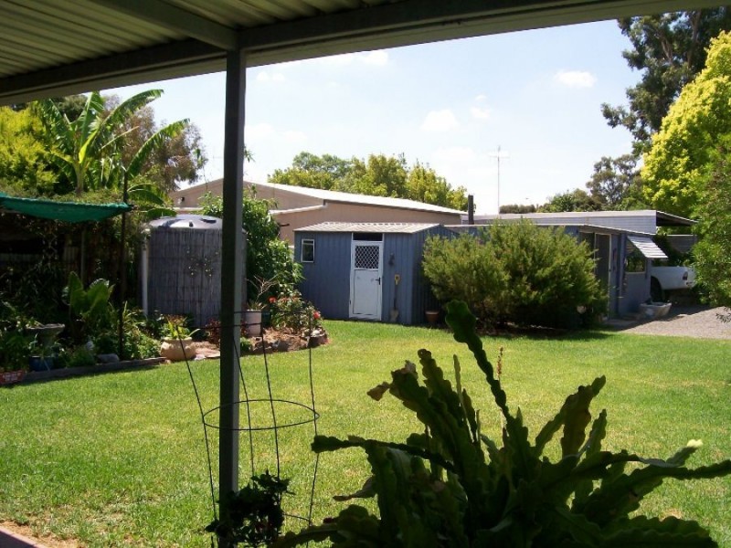 36 Davis St, Berrigan NSW 2712