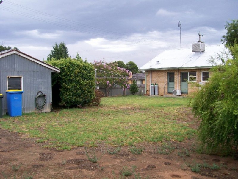 40 Cobram St, Berrigan NSW 2712