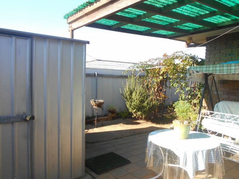2/7 Hovell Court, Cobram VIC 3644