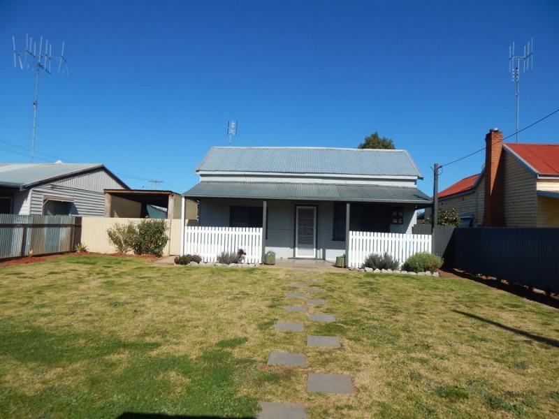 120 Chanter Street, Berrigan NSW 2712