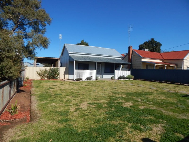 120 Chanter Street, Berrigan NSW 2712