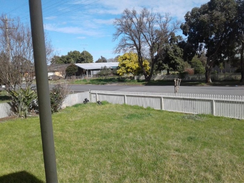 38 Cobram St, Berrigan NSW 2712